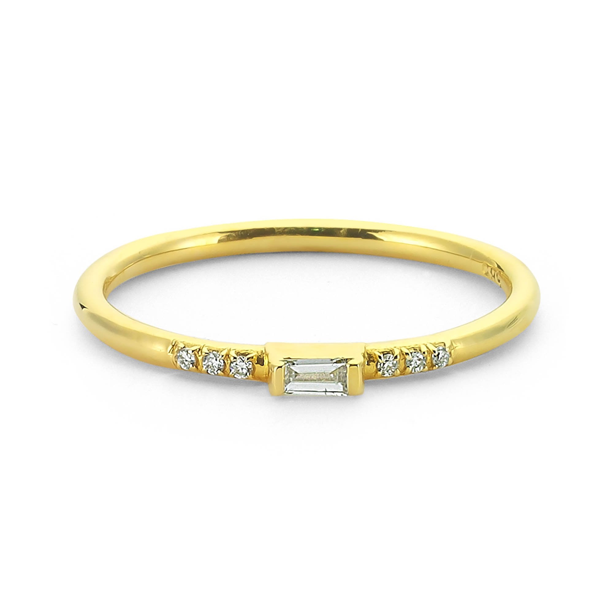 Horizontal Baguette Diamond Stackable Ring in 14kt Gold