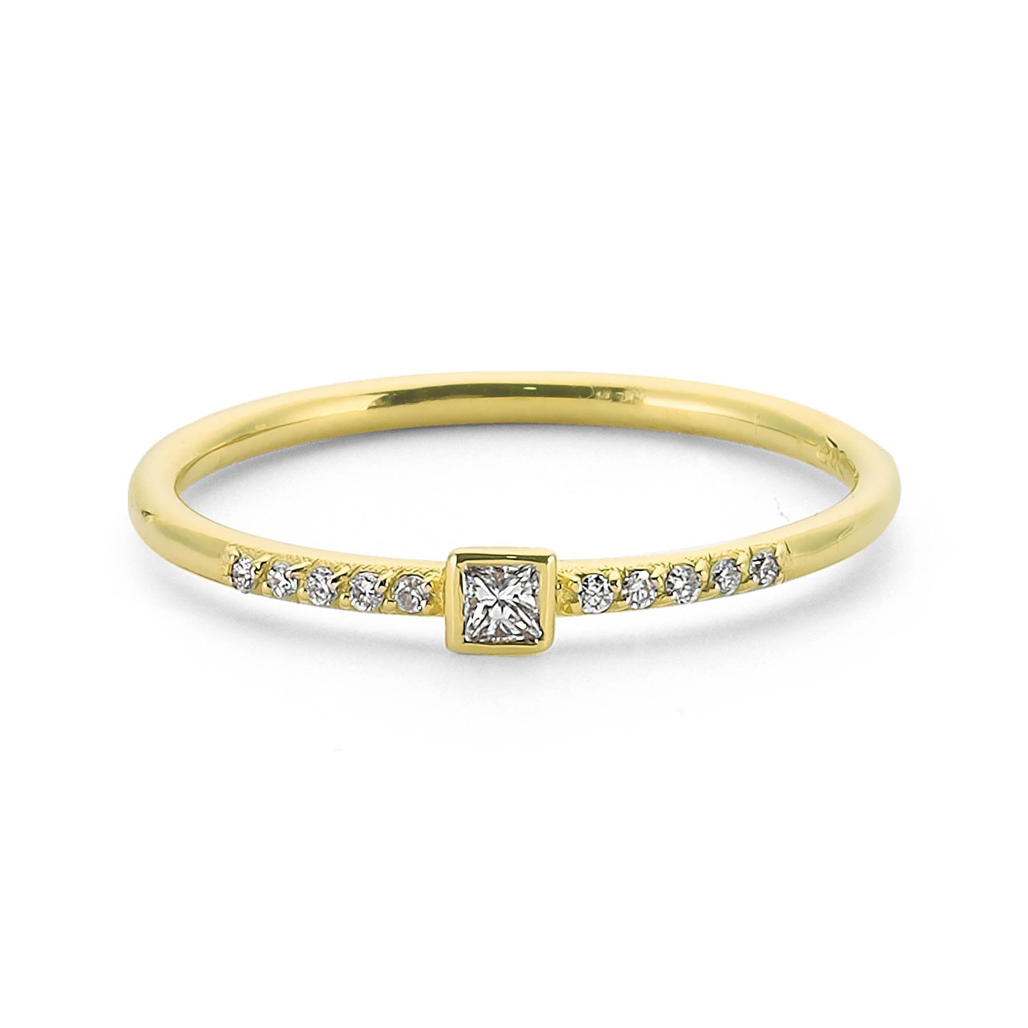 Princess Cut Diamond Engagement Ring